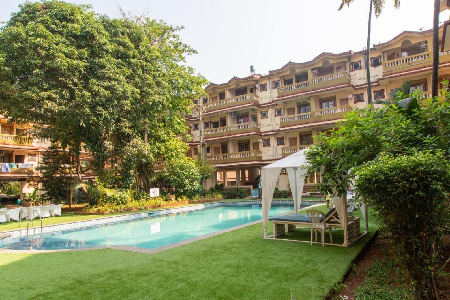 Quirky -2bhk With Kitchen And Swmming Pool Apartment *